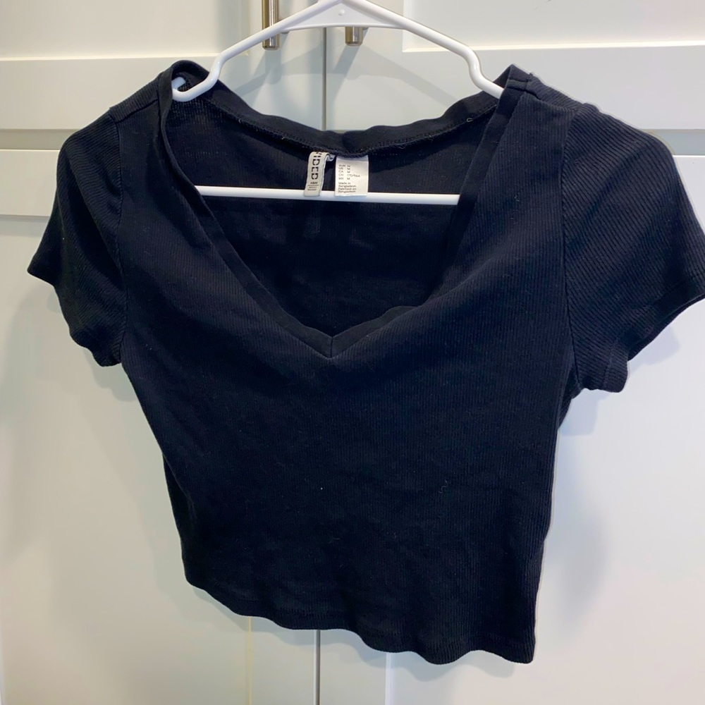 black T crop top